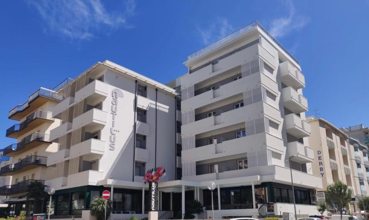 Hotel Nautilus Cattolica Luaran gambar