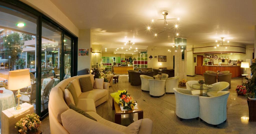 Hotel Nautilus Cattolica Luaran gambar